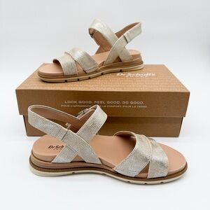 Dr Scholls Timeless Fun Sandal Off White Gold Strappy Hook Loop Metallic 6.5 NEW